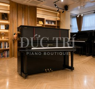 Góc nghiêng đàn Yamaha YU5