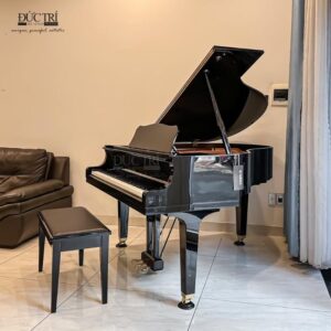 Mặt bên đàn Yamaha CFX