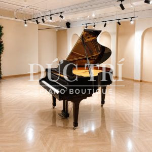 Yamaha C1 đưuọc trưng bày tại Đức Trí piano Boutique