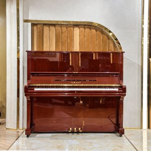 Yamaha U3G màu gỗ