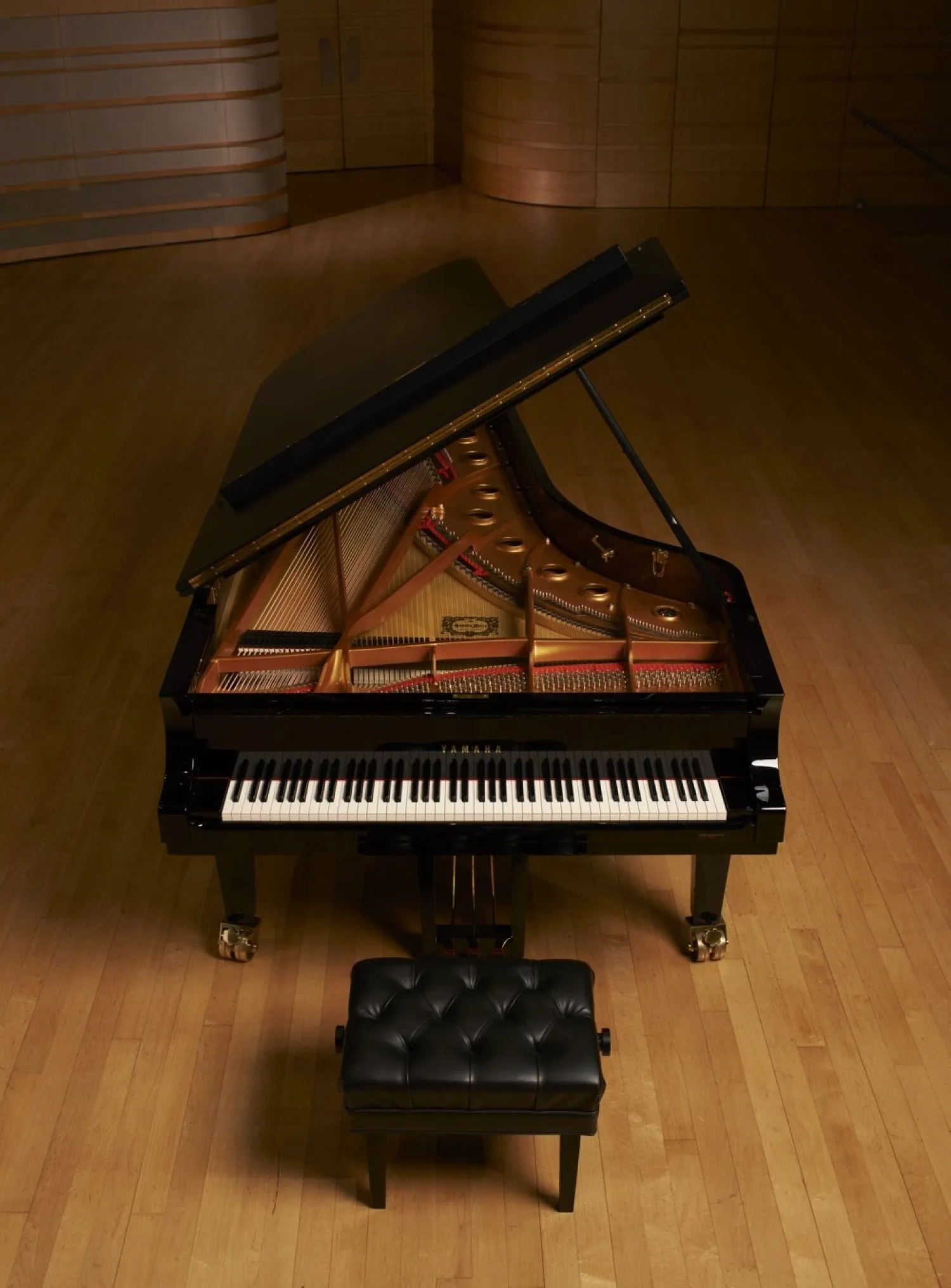 Đàn piano yamaha CFX