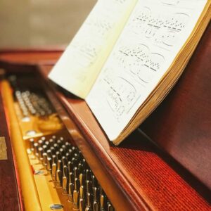 Giá nhạc đàn piano Apollo A30