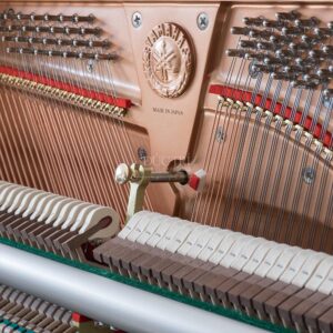 khung-đàn-piano-yamaha-su7