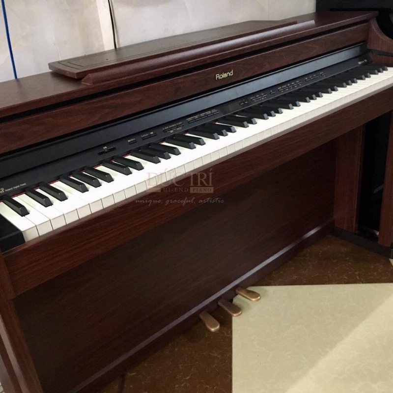 Góc nghiêng Piano Roland HP-505