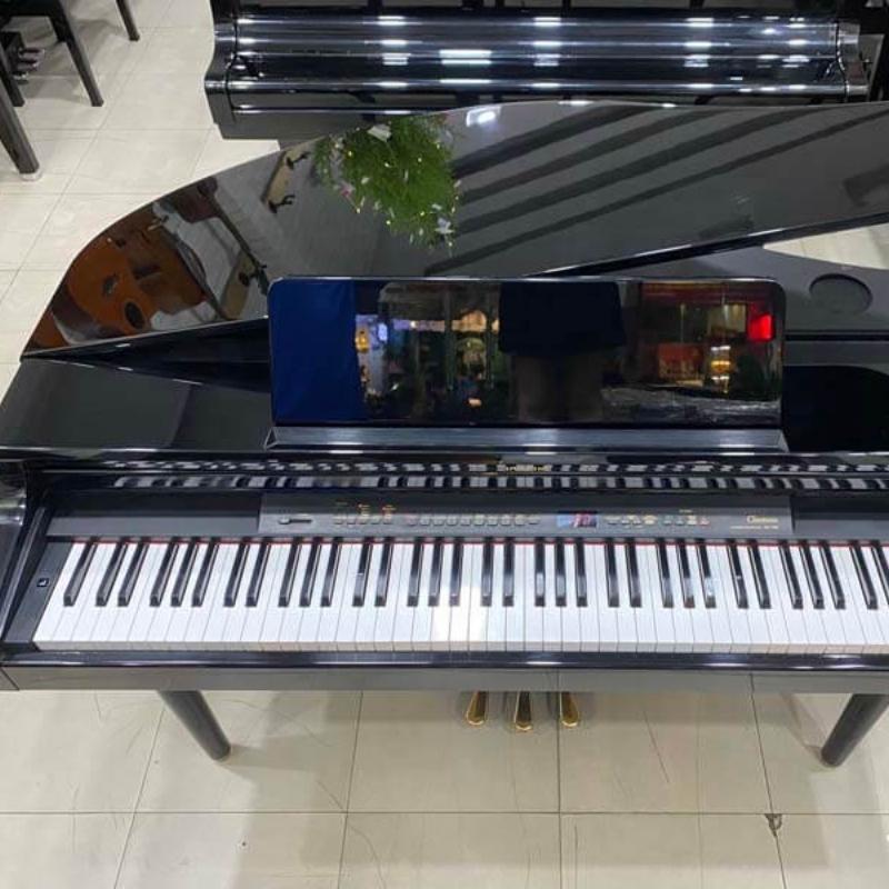 Logo và các phím trên đàn Đàn Piano Yamaha CLP-865GP PE