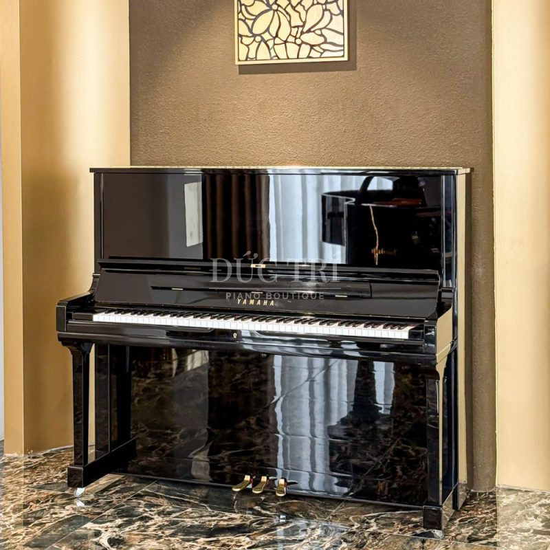 Đàn piano Yamaha Yus3 được trưng bày tại Đức Trí Piano Boutique