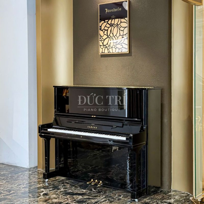 Góc nghiêng của đàn Yamaha Yus3