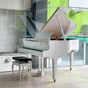Grand Piano Kawai 500 màu trắng cao cấp