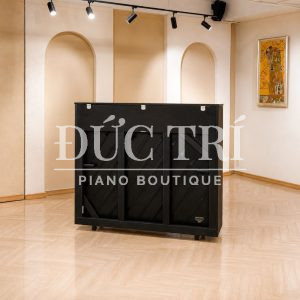 Mặt sau đàn piano upright Kawai ND-21 thiết kế khung lưng chắc chắn
