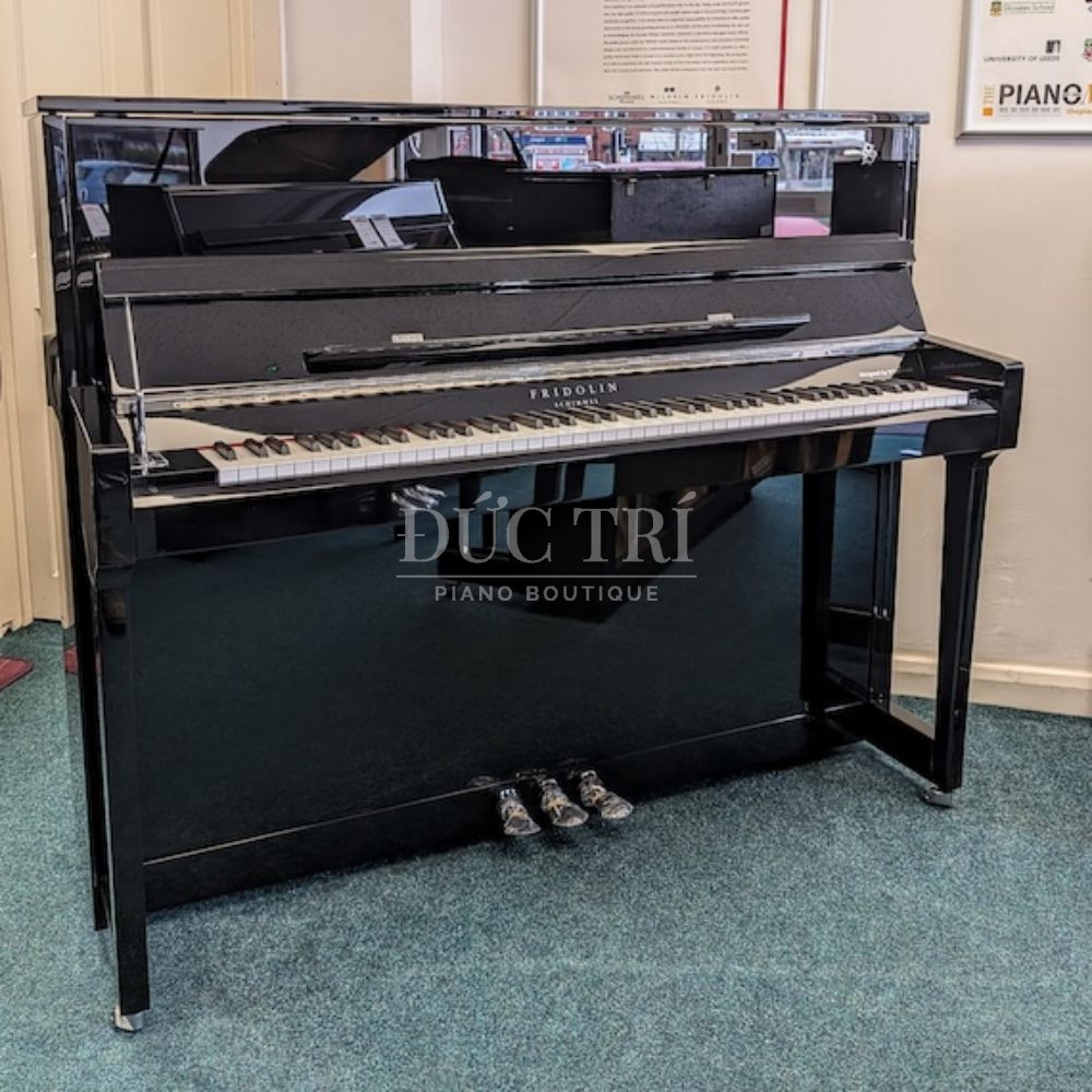 He thong 3 pedal Soft Sostenuto va Damper Schimmel F123 Hệ thống 3 pedal_ Soft, Sostenuto và Damper