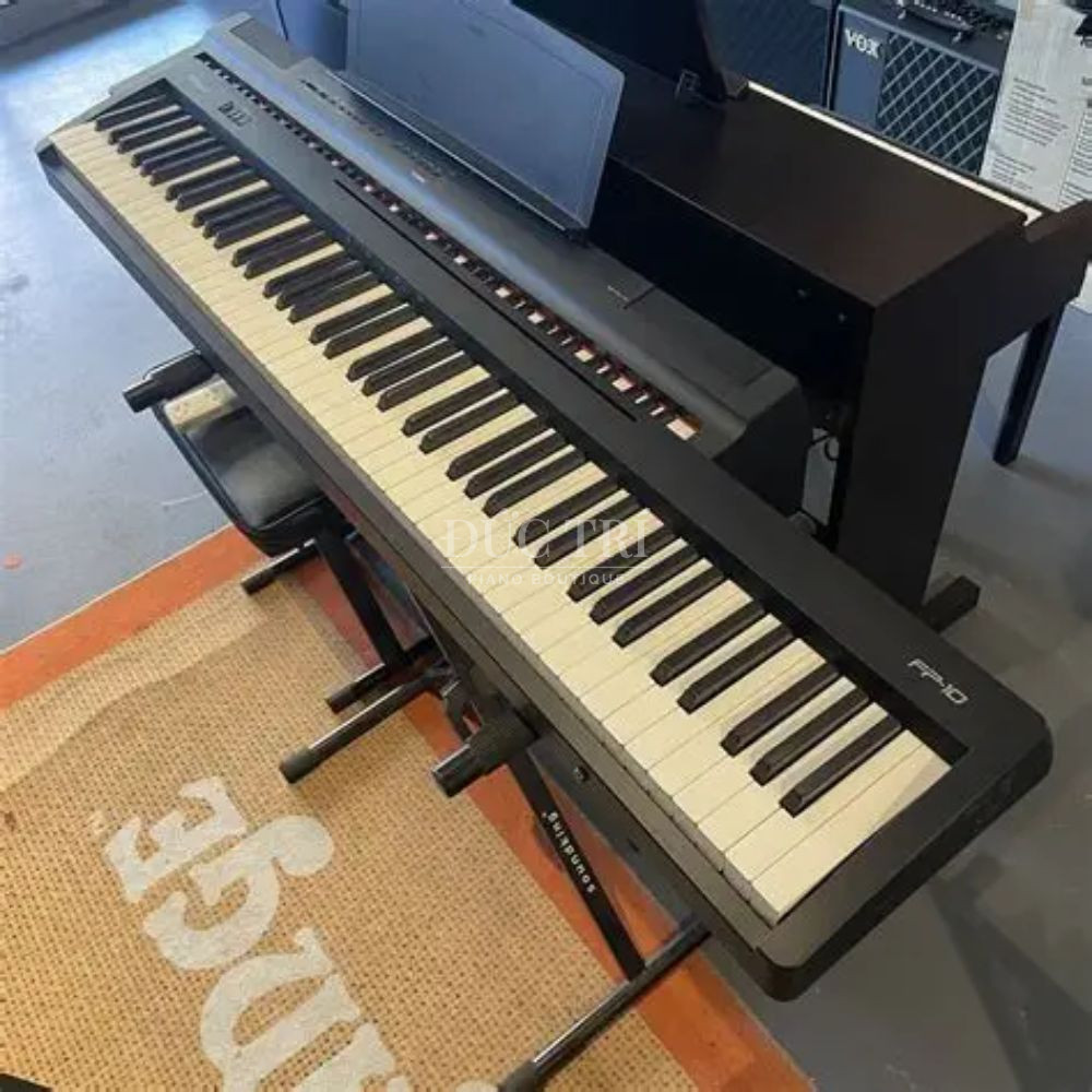 Thiet ke cua dan Roland FP10 Roland FP-10 Thiết kế của đàn Roland FP10