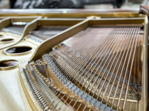 Grand Piano Yamaha G5E Walnut