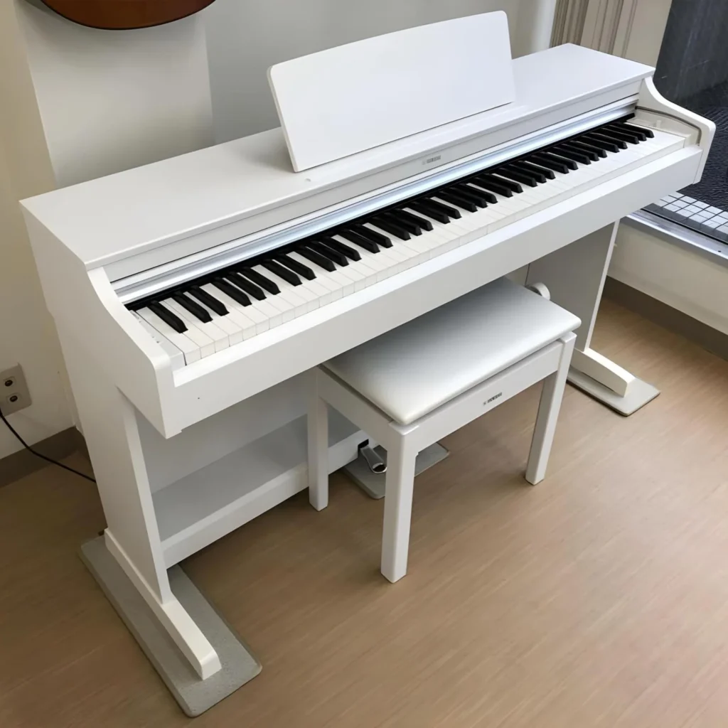 Hình ảnh đàn Piano Yamaha YDP-105