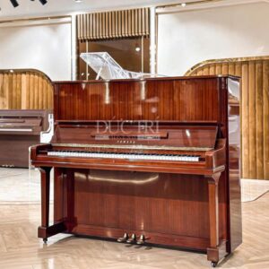 Góc nghiêng đàn Yamaha U3H màu gỗ