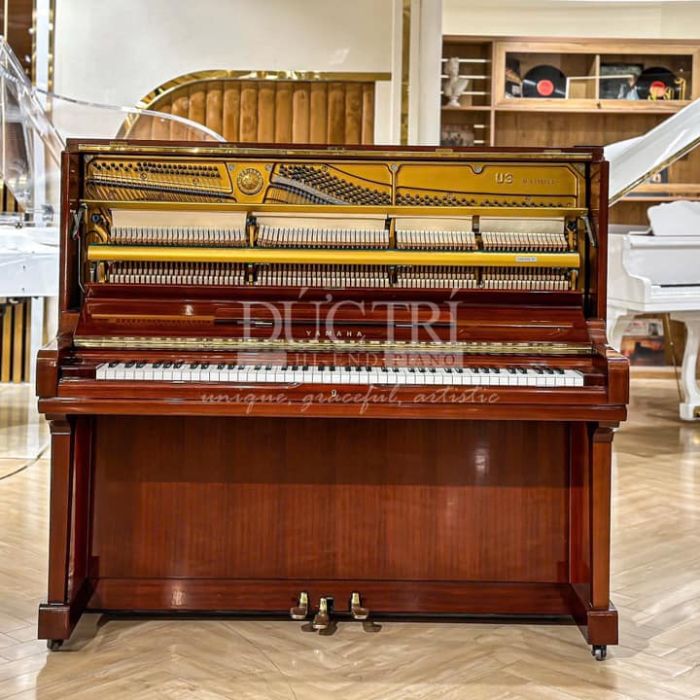 nội thất bên trong đàn piano yamaha u3h màu gỗ