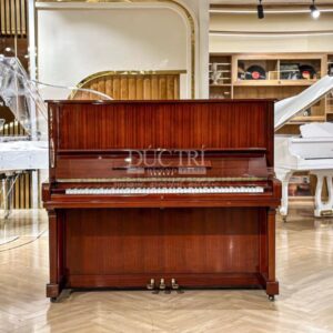 Đàn Piano Yamaha U3H màu gỗ được trưng bày tại Showroom của Piano Đức Trí