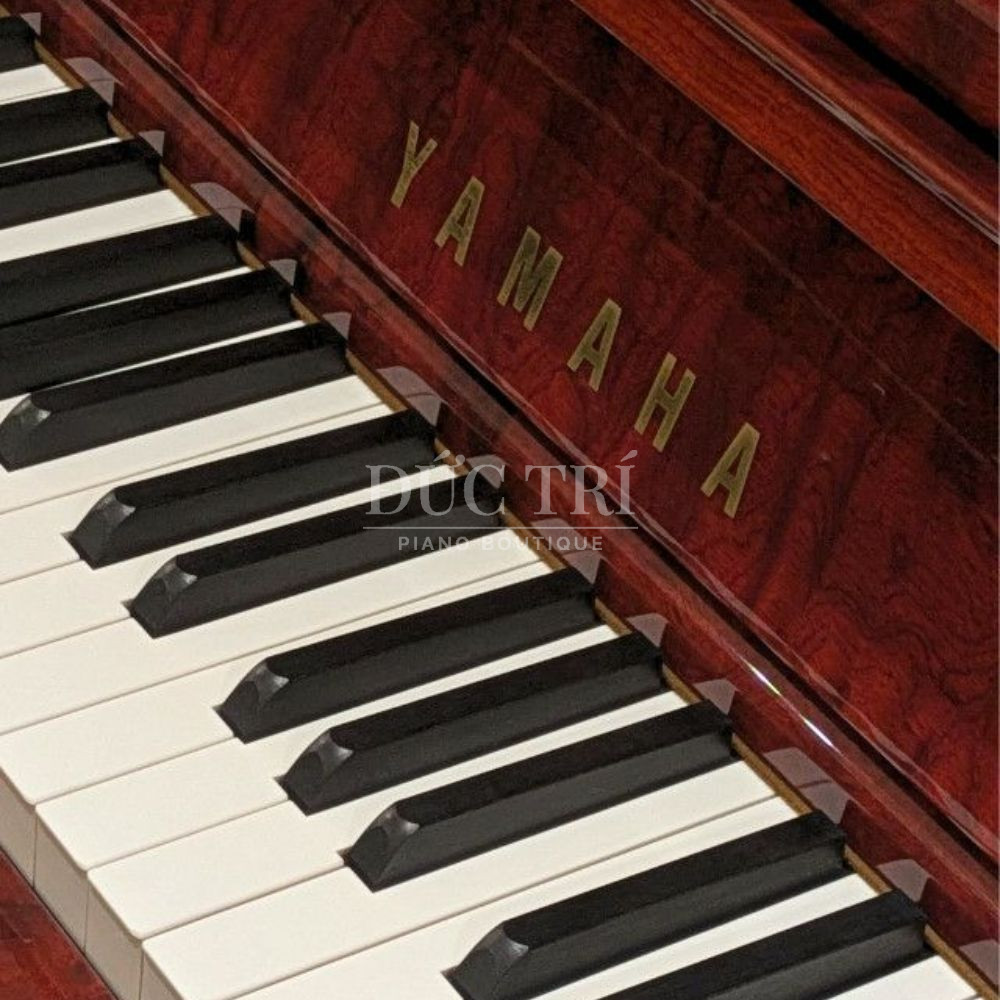 Ban phim dan nhay ben tao cam giac luot muot ma Yamaha YU5Bb Bàn phím đàn nhạy bén tạo cảm giác lướt mượt mà