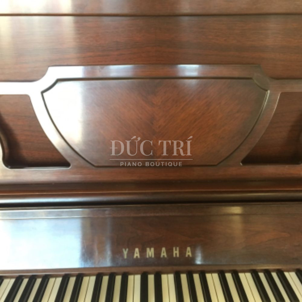 Yamaha W311WnC 3 Bàn phím đàn tiêu chuẩn và phủ lớp chống trượt