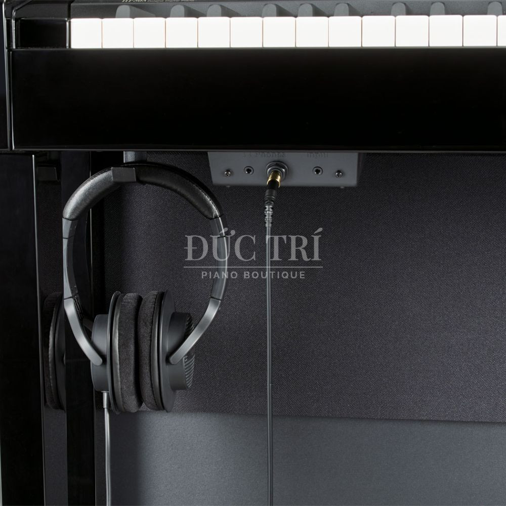 Ben duoi dan Roland HP 508 Roland HP-508 Bên dưới đàn Roland HP-508