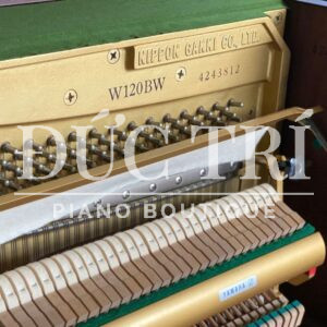Bên trong đàn Yamaha W120BW