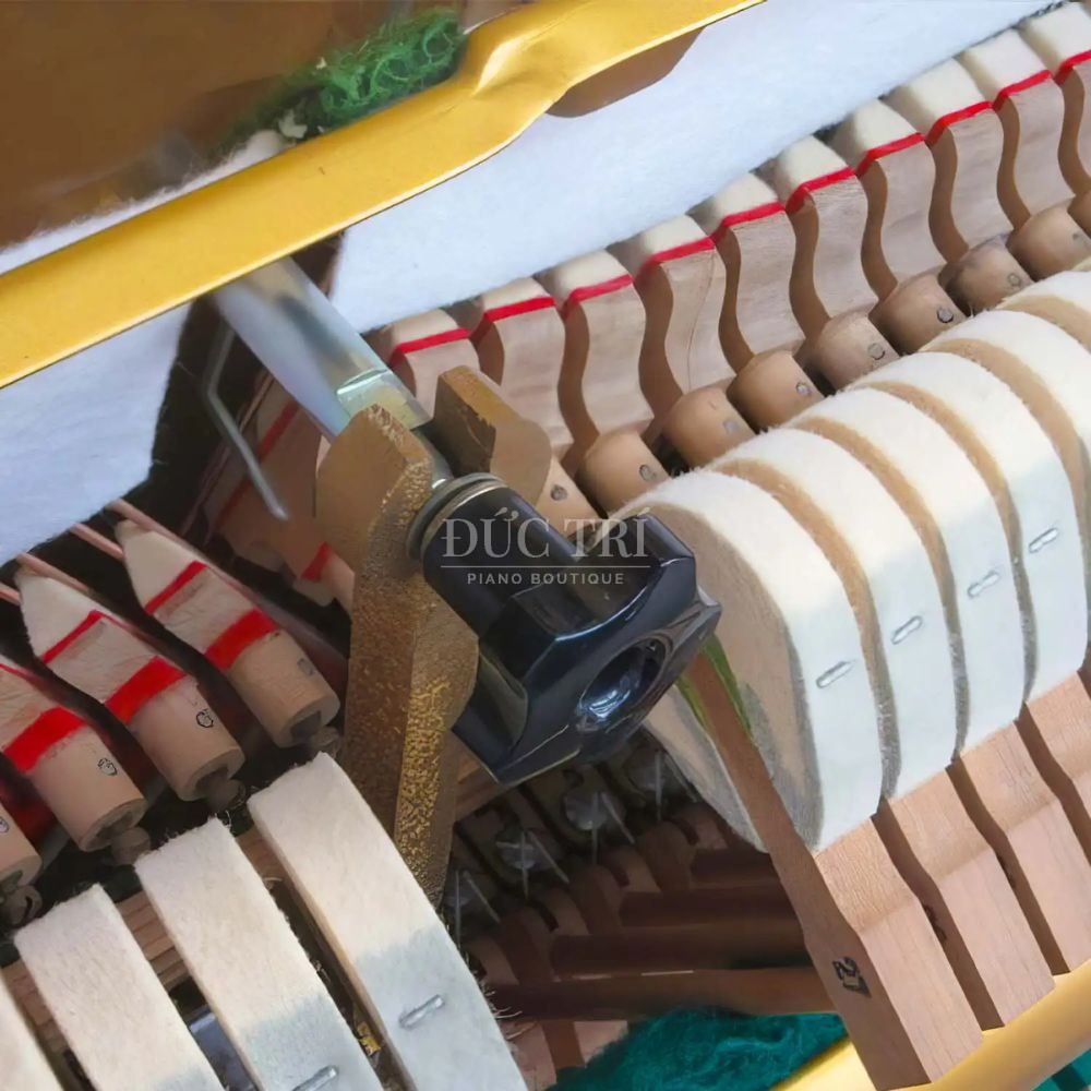 Bua dan tren dan YAMAHA U5H Yamaha U5H Búa đàn trên đàn YAMAHA U5H