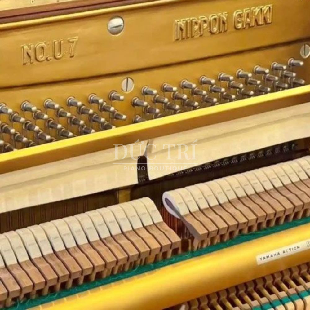 Bua dan tren dan Yamaha U7B Yamaha U7B Búa đàn trên đàn Yamaha U7B