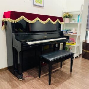 Cận cảnh đàn Yamaha Ux50a