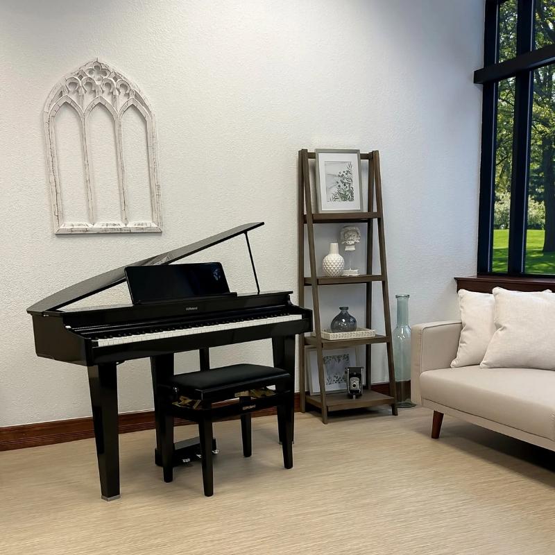 Đàn Piano Roland GP6 được trưng bày tại Showroom của Piano Đức Trí