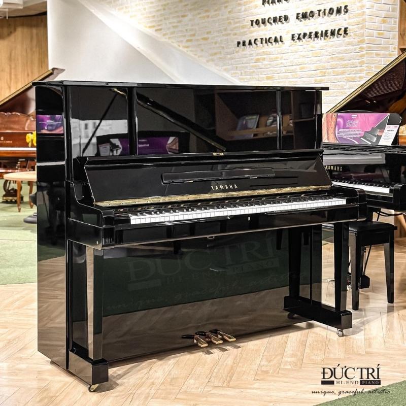 Đàn Piano Yamaha Ux50a được trưng bày tại Showroom của Piano Đức Trí