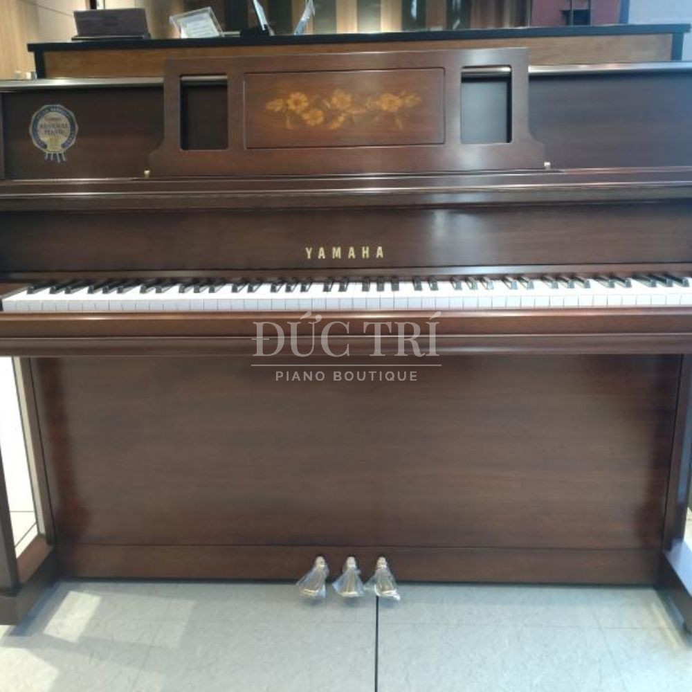 Yamaha W100wn 1 Đàn Yamaha W100wn được chế tác bằng gỗ cứng chất lượng cao