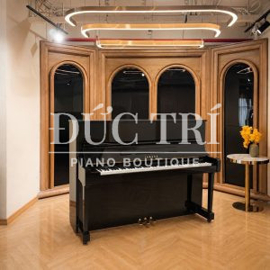 Đàn Yamaha YM11 đặt tại showroom Đức Trí