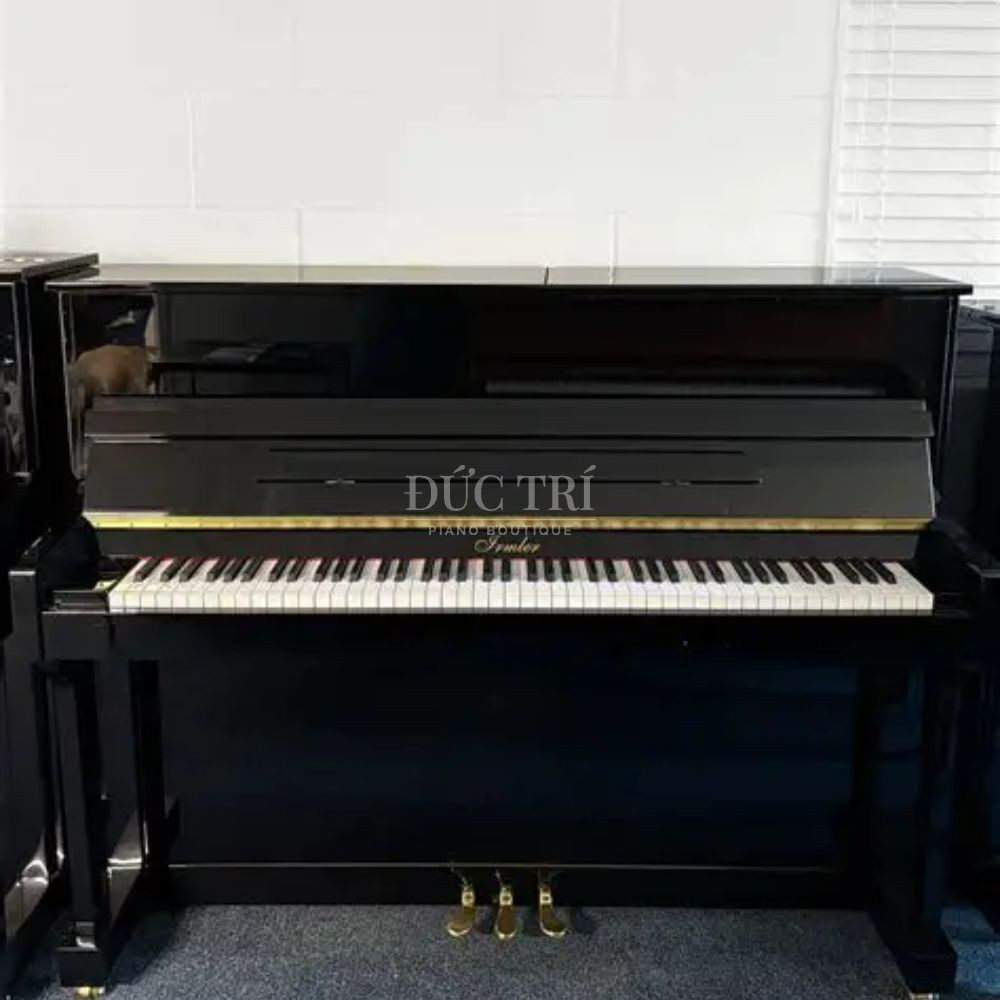 Dan piano upright Irmler P118 Studio Irmler P118 Studio Đàn piano upright Irmler P118 Studio