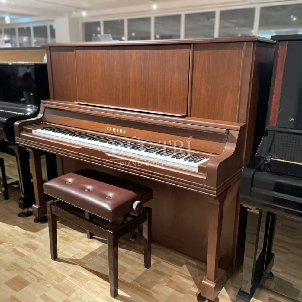 Yamaha Ux300Wn 1 Góc cạnh của piano Yamaha UX300Wn