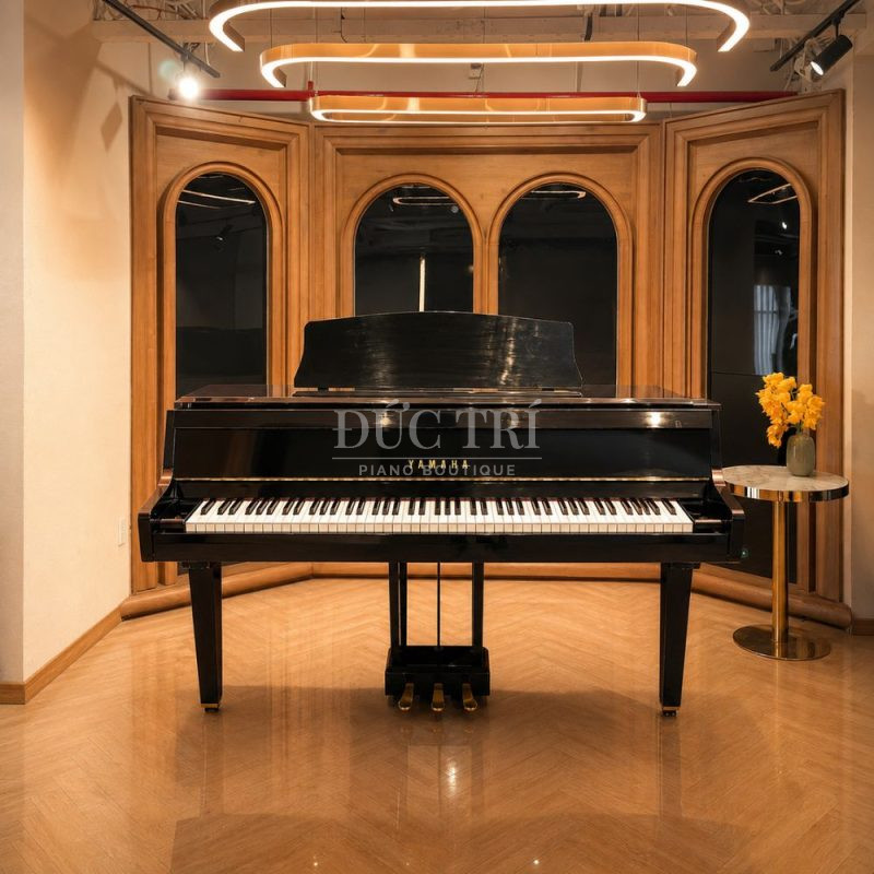 Góc chính diện Đàn Yamaha DGP2 trưng bày tại ĐỨC TRÍ PIANO BOUTIQUE