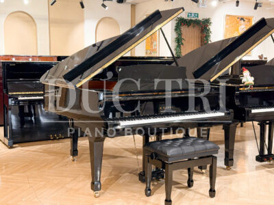 Góc nghiêng đàn piano Kawai KG2E