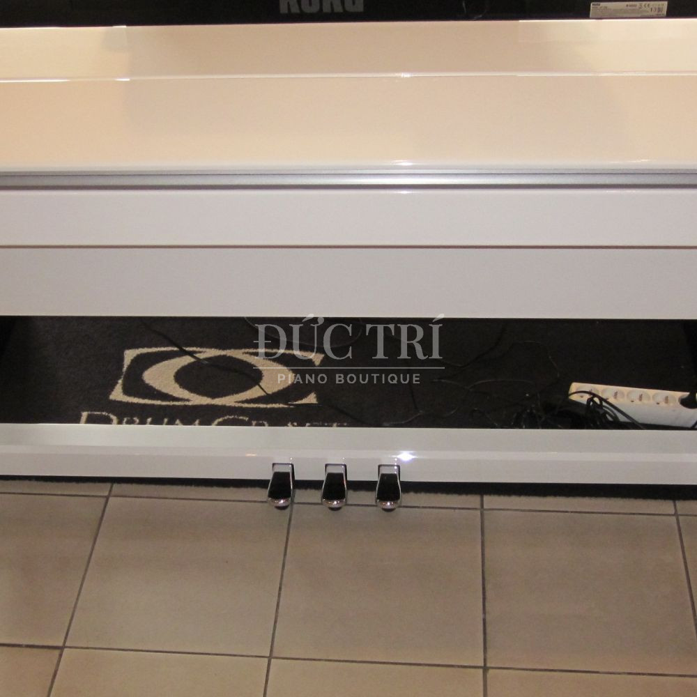 He hong 3 Pedal tren Roland F 120R Roland F-120R Hệ hống 3 Pedal trên Roland F-120R