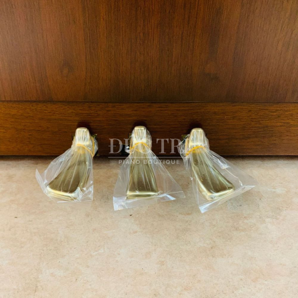 He thong 3 Pedal tren dan Yamaha UX30Wnc Yamaha UX30Wnc Hệ thống 3 Pedal trên đàn Yamaha UX30Wnc