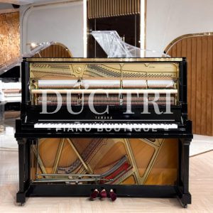 Hình ảnh bên trong đàn Yamaha UX500