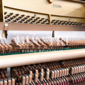 Hình ảnh búa đàn trên đàn Yamaha UX500
