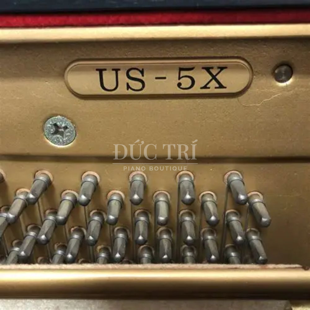 Ki hieu US 5X tren dan Kawai US5X Kawai US5x Kí hiệu US-5X trên đàn Kawai US5X