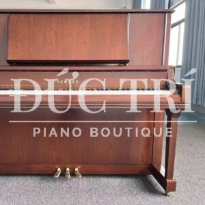 Mặt trước piano Yamaha UX300Wn