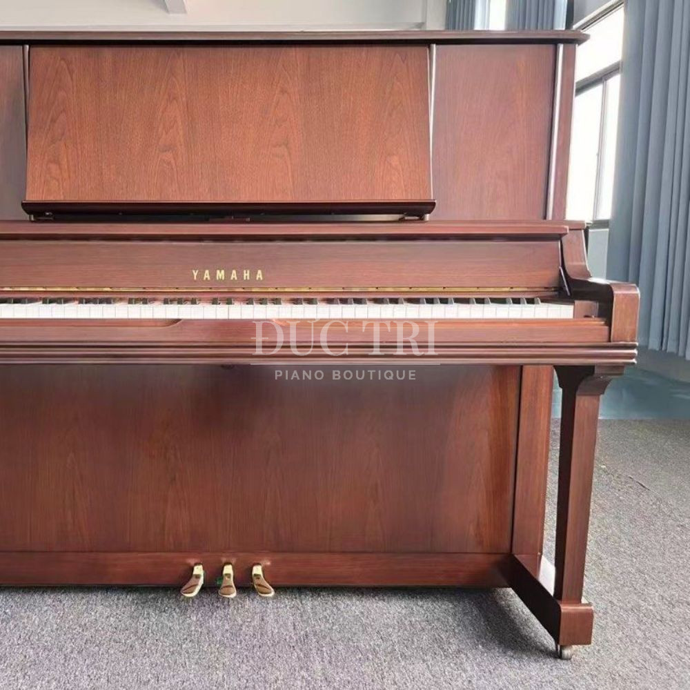 Yamaha Ux300Wn 2 Mặt trước piano Yamaha UX300Wn
