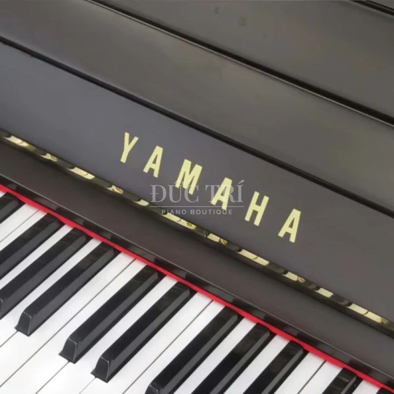 Phím đàn trên đàn YAMAHA U5H