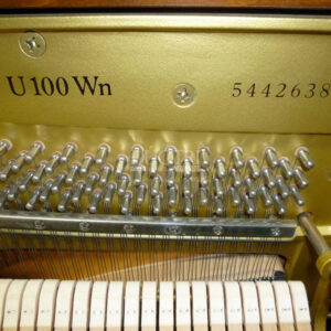 Số seri đàn piano Yamaha U100Wn