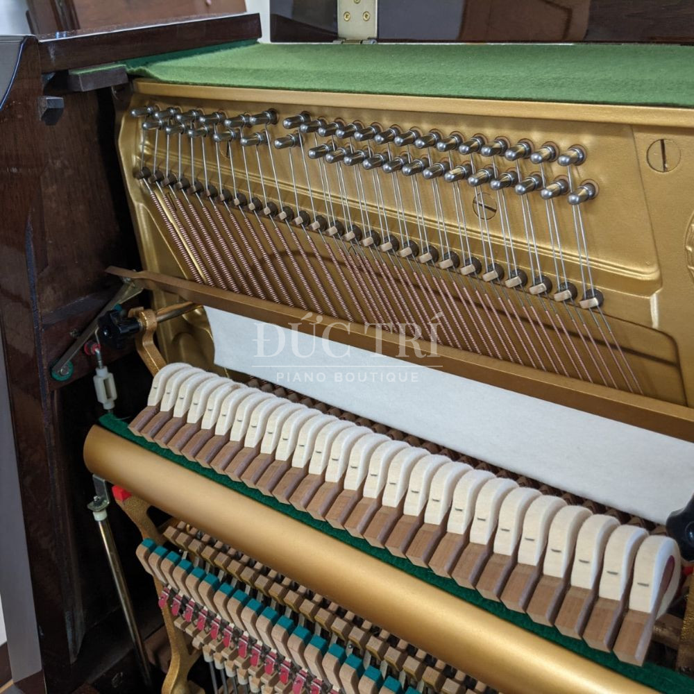 Yamaha W202B 4 Soundboard & Dây đàn