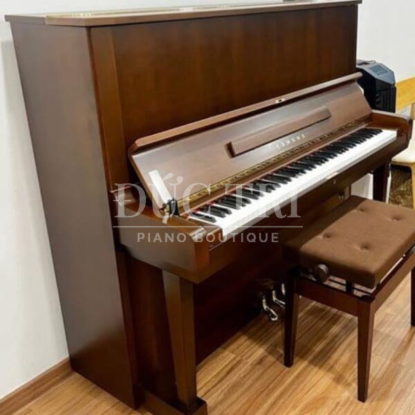 Thiết kế đàn Yamaha U7B