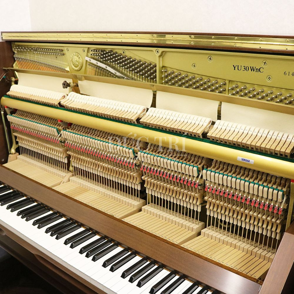 Yamaha YU30WnC 1 Thiết kế khung đàn bằng công nghệ V-Pro hiện đại