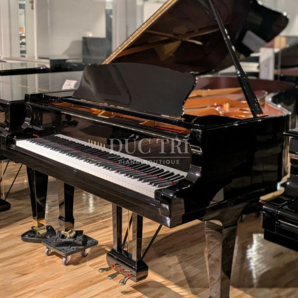 Yamaha S6B 1 Thiết kế khung đàn piano chịu lực tốt, vững chãi