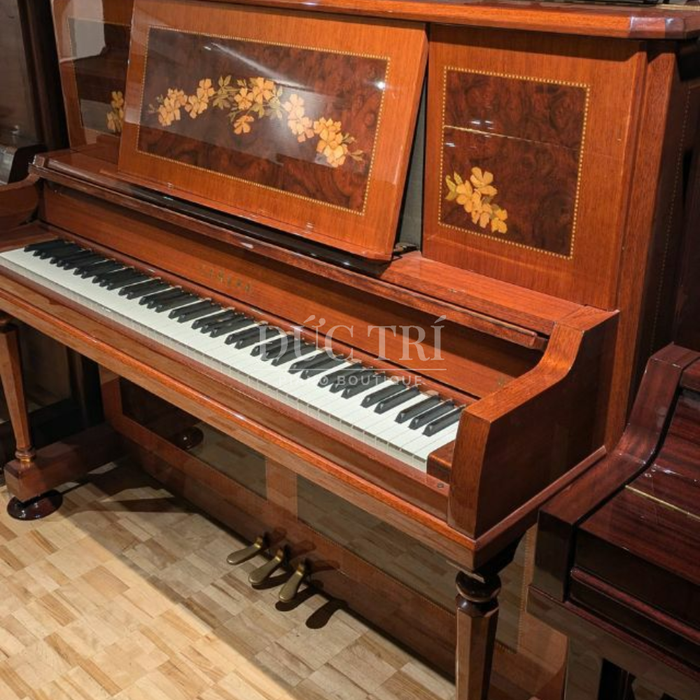 Thiet ke ngoai that sang trong Yamaha YU5CE Thiết kế ngoại thất sang trọng