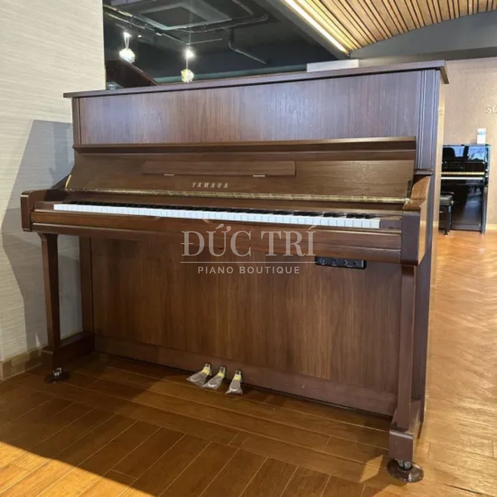 Yamaha YU1Wn 2 Vật liệu làm đàn bằng gỗ óc chó Mỹ cao cấp